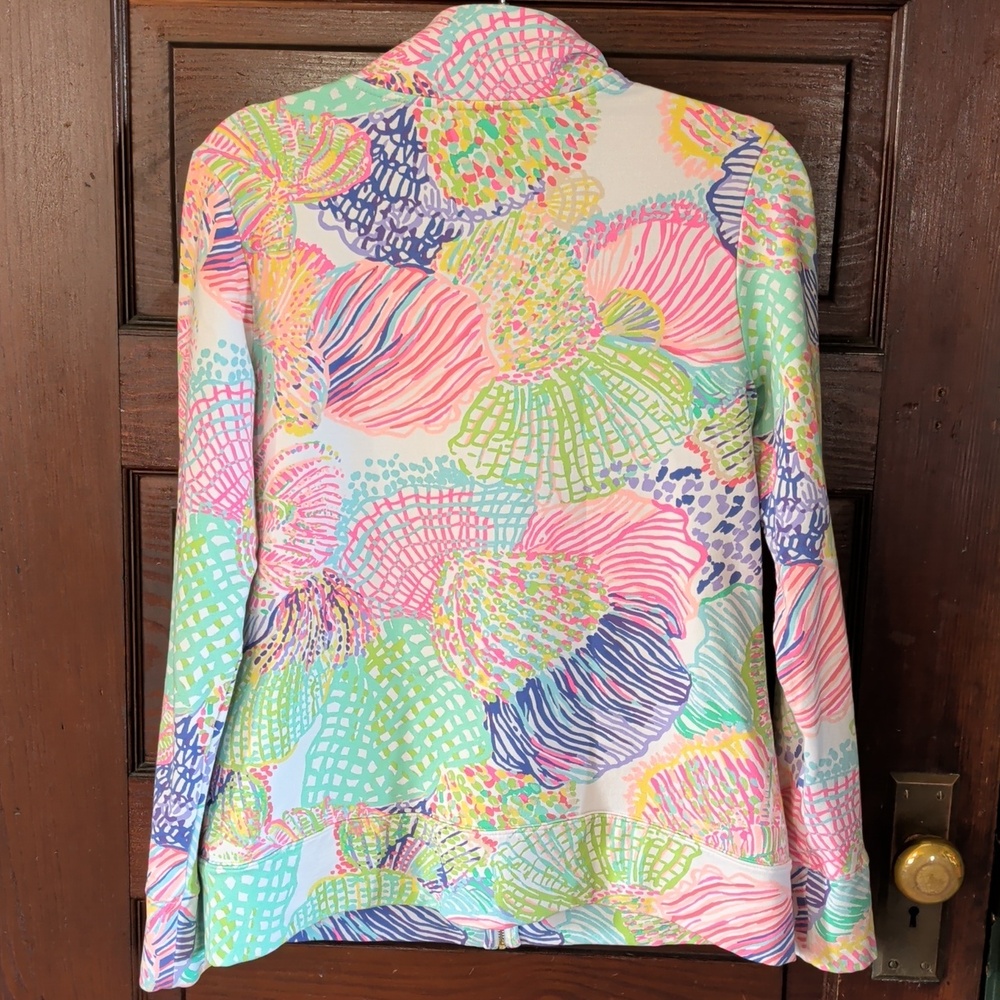 Lilly Pulitzer French Terry Zip Front Roar Of The Seas Seashells Jacket - Picture 5 of 12